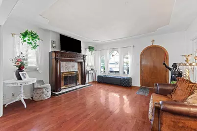 124 E Humboldt St, San Jose, CA 95112 - Photo 4