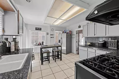 124 E Humboldt St, San Jose, CA 95112 - Photo 14