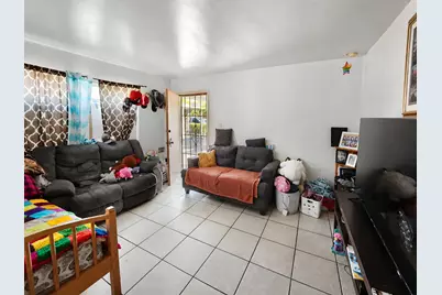 855 N 16th St, San Jose, CA 95112 - Photo 8