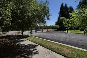 833 Branding Iron St, Oakdale, CA 95361 - Photo 24