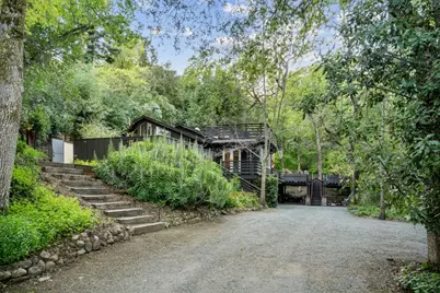 176 Los Trancos Cir, Portola Valley, CA 94028 - Photo 2