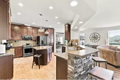 8885 New Ave, Gilroy, CA 95020 - Photo 16