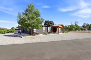 8885 New Ave, Gilroy, CA 95020 - Photo 6