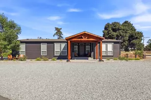 8885 New Ave, Gilroy, CA 95020 - Photo 8