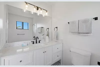 168 Granada Dr, Mountain View, CA 94043 - Photo 14