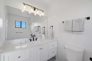 168 Granada Dr, Mountain View, CA 94043 - Photo 14