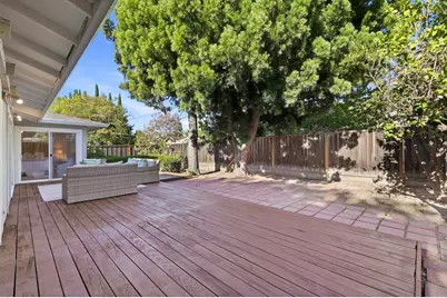 1506 Lyle Dr, San Jose, CA 95129 - Photo 20