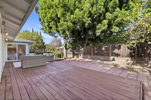 1506 Lyle Dr, San Jose, CA 95129 - Photo 20