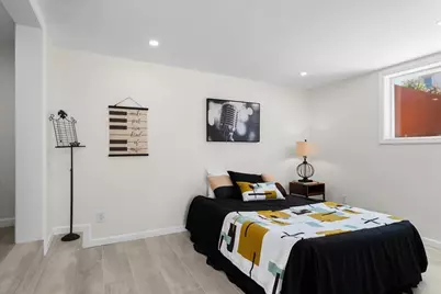 1737 McKinnon, San Francisco, CA 94124 - Photo 28