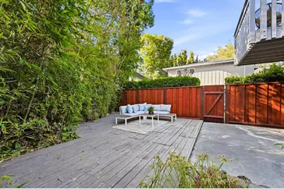 114 Granada Dr, Mountain View, CA 94043 - Photo 48