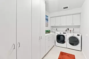 37 Weepingridge Ct, San Mateo, CA 94402 - Photo 30