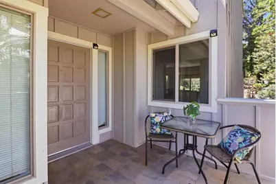 37 Weepingridge Ct, San Mateo, CA 94402 - Photo 2
