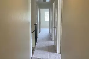10 Sycamore Ct, Redwood City, CA 94061 - Photo 12