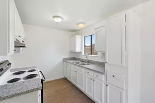 8711 Kelley Dr, Stockton, CA 95209 - Photo 10