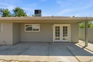 8711 Kelley Dr, Stockton, CA 95209 - Photo 22