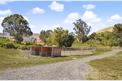 3678 Spurs Trl, American Canyon, CA 94503 - Photo 56
