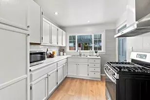 93 Muirwood Dr, Daly City, CA 94014 - Photo 12