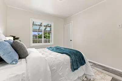 93 Muirwood Dr, Daly City, CA 94014 - Photo 24