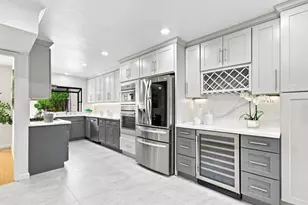 22890 Cricket Hill Rd, Cupertino, CA 95014 - Photo 12