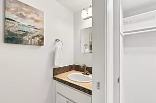 22890 Cricket Hill Rd, Cupertino, CA 95014 - Photo 32