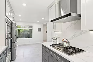 22890 Cricket Hill Rd, Cupertino, CA 95014 - Photo 16