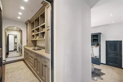 810 Lombardi Ln, Hillsborough, CA 94010 - Photo 32