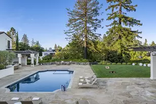 810 Lombardi Ln, Hillsborough, CA 94010 - Photo 38