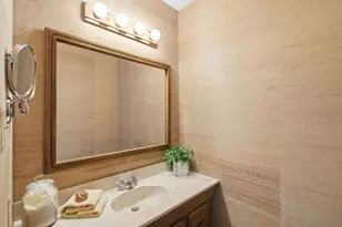 995 Melbourne Blvd, San Jose, CA 95116 - Photo 28