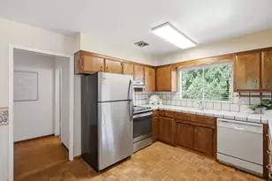 995 Melbourne Blvd, San Jose, CA 95116 - Photo 14