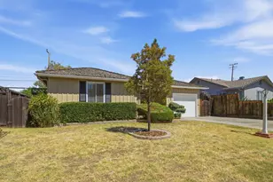 995 Melbourne Blvd, San Jose, CA 95116 - Photo 8