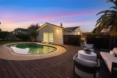 951 Laguna Cir, Foster City, CA 94404 - Photo 22