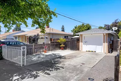 3523 Page St, Redwood City, CA 94063 - Photo 2