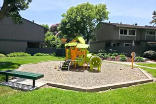 4849 Cherrythorne Ln, San Jose, CA 95129 - Photo 32
