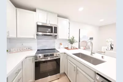 4849 Cherrythorne Ln, San Jose, CA 95129 - Photo 12