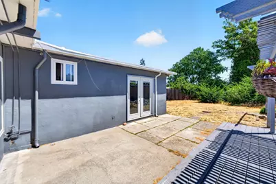 1111 Marionola Way, Pinole, CA 94564 - Photo 24