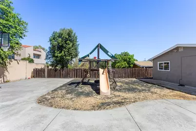 2810 Center Ln, Antioch, CA 94509 - Photo 34