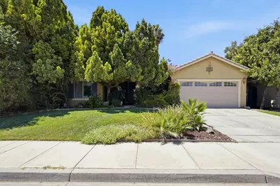647 Elmwood Dr, Los Banos, CA 93635 - Photo 2