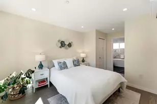808 Pine St, Oakland, CA 94607 - Photo 30