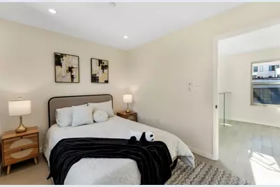 808 Pine St, Oakland, CA 94607 - Photo 28