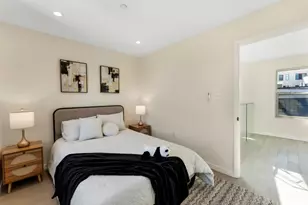 808 Pine St, Oakland, CA 94607 - Photo 28
