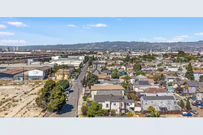 808 Pine St, Oakland, CA 94607 - Photo 6