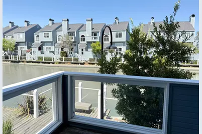 881 Boardwalk Pl, Redwood City, CA 94065 - Photo 14