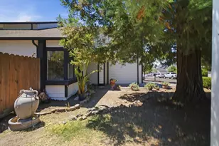 2648 Wellington Ct, Concord, CA 94520 - Photo 4