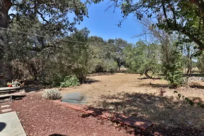 11705 Foothill Ave, Gilroy, CA 95020 - Photo 86