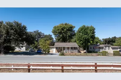 11705 Foothill Ave, Gilroy, CA 95020 - Photo 8
