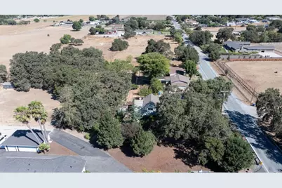 11705 Foothill Ave, Gilroy, CA 95020 - Photo 74