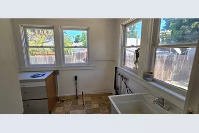 393 Beemer Ave, Sunnyvale, CA 94086 - Photo 18