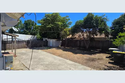 393 Beemer Ave, Sunnyvale, CA 94086 - Photo 14