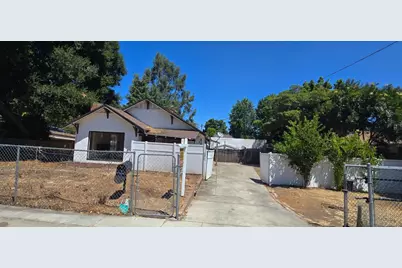 393 Beemer Ave, Sunnyvale, CA 94086 - Photo 1