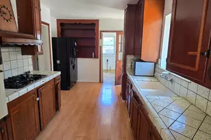 393 Beemer Ave, Sunnyvale, CA 94086 - Photo 10